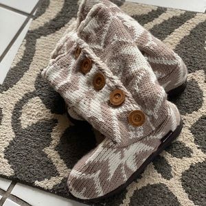 Muk Luk Boots